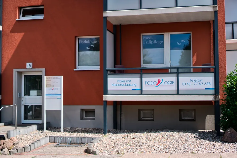 Außenansicht der Podologie-Praxis Ive Fischer in Burg.